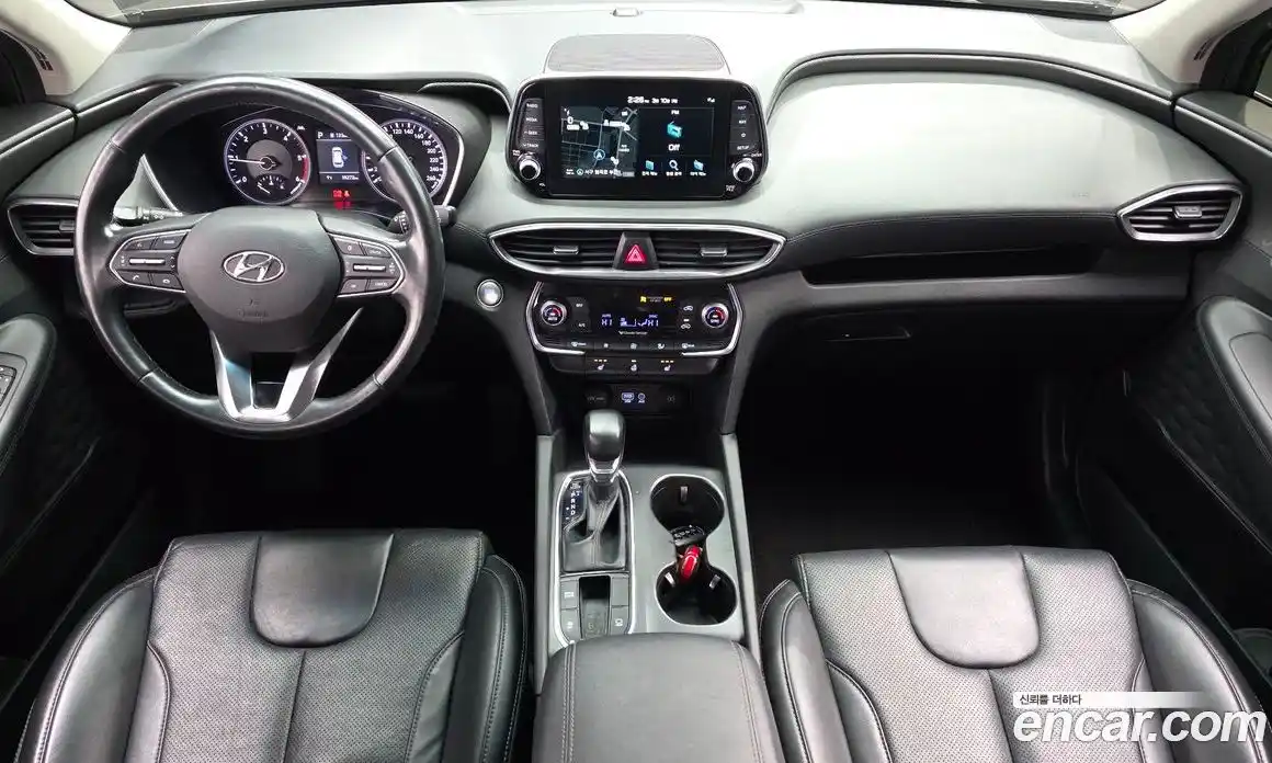 Hyundai Santa Fe 2020 2.0 Автомат в Москве № 530936, фото 7