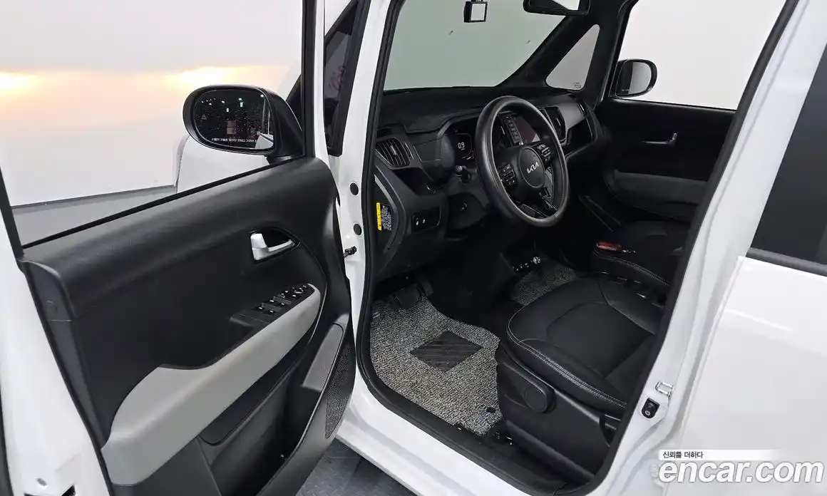 Kia Ray 2024 1.0 Автомат в Москве № 531820, фото 10