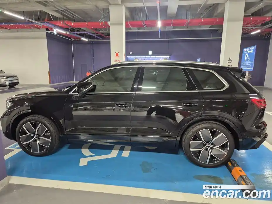 Volkswagen Touareg 2026 3.0 Автомат в Москве № 533737, фото 3