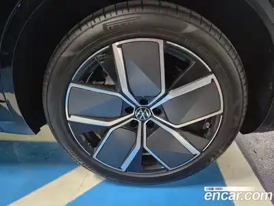 Volkswagen Touareg 2026 3.0 Автомат в Москве № 533737, миниатюра 5