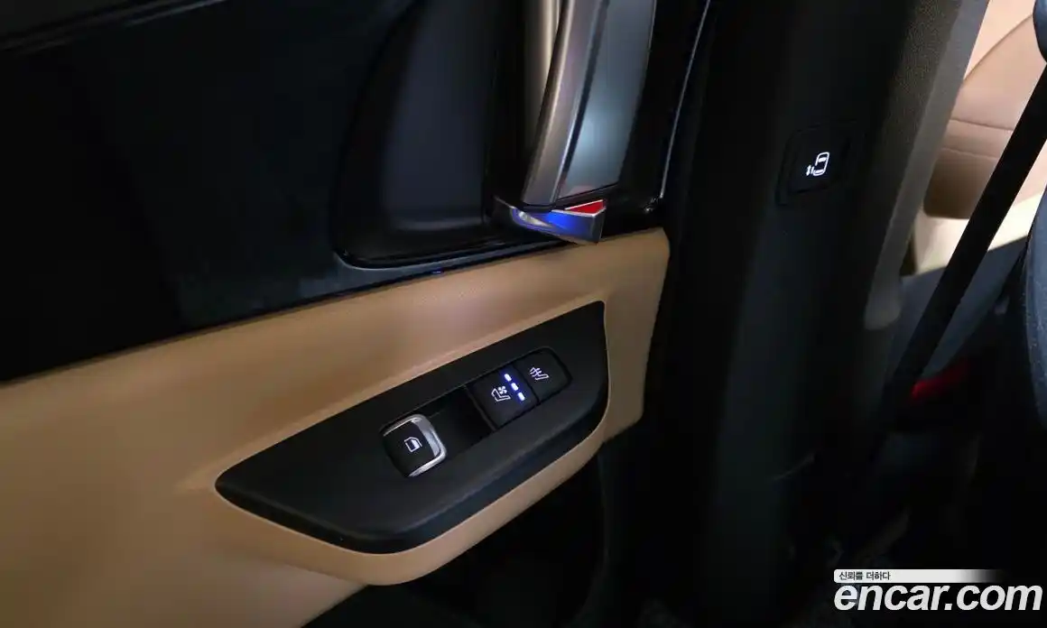 Kia Canival 2023 3.5 Автомат в Москве № 533865, фото 16