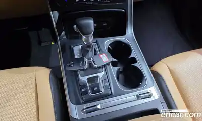 Kia Canival 2023 3.5 Автомат в Москве № 533865, миниатюра 9