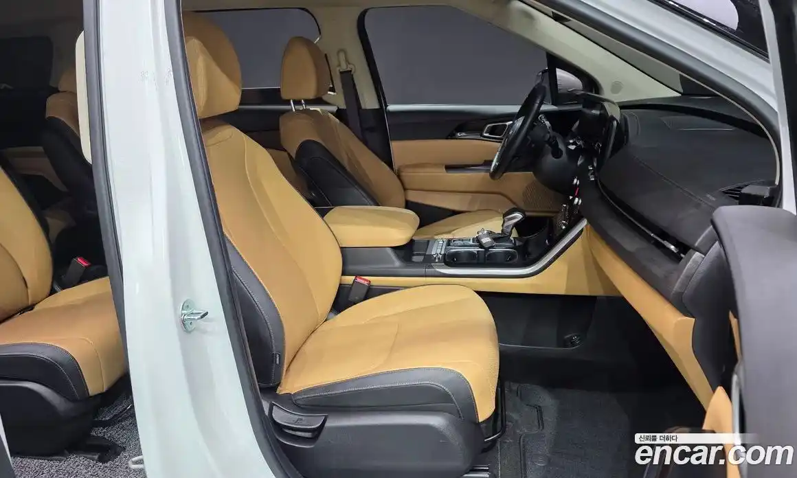 Kia Canival 2023 3.5 Автомат в Москве № 533865, фото 10