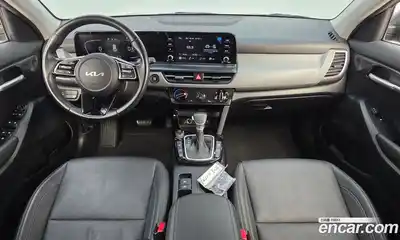 Kia Seltos 2023 2.0 Автомат в Москве № 534881, миниатюра 7