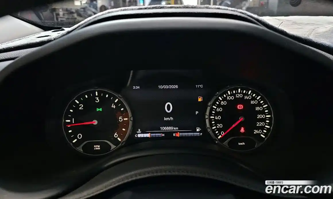 Jeep Renegade 2016 2.0 Автомат в Москве № 535106, фото 8