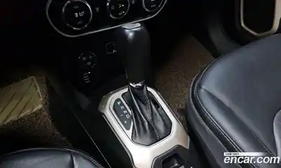 Jeep Renegade 2016 2.0 Автомат в Москве № 535106, миниатюра 9