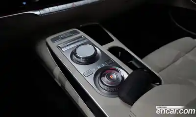 Genesis GV70 2021 2.5 Автомат в Москве № 536617, миниатюра 9