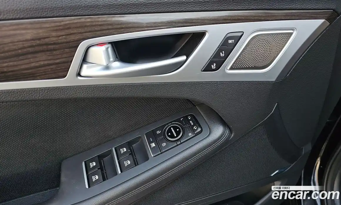 Genesis G80 2018 3.3 Автомат в Москве № 537061, фото 18