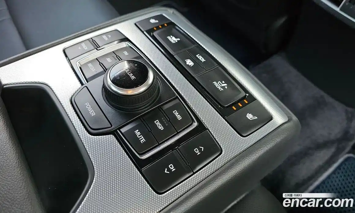 Genesis G80 2018 3.3 Автомат в Москве № 537061, фото 19