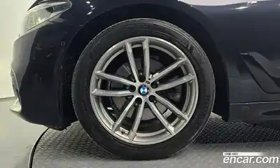 BMW 5-Series 2017 2.0 Автомат в Москве № 540810, миниатюра 5