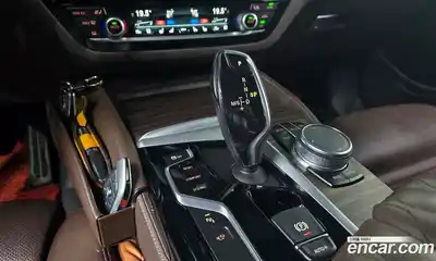 BMW 5-Series 2017 2.0 Автомат в Москве № 540810, миниатюра 9