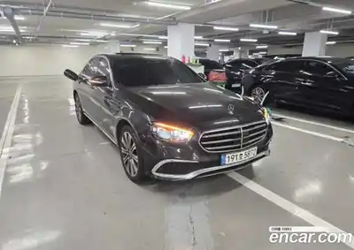 Mercedes-Benz E-Class 2023 2.0 Автомат в Москве № 542652, миниатюра 8