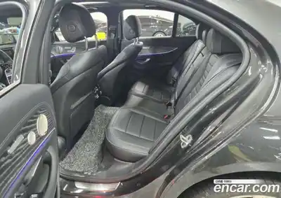 Mercedes-Benz E-Class 2023 2.0 Автомат в Москве № 542652, миниатюра 10