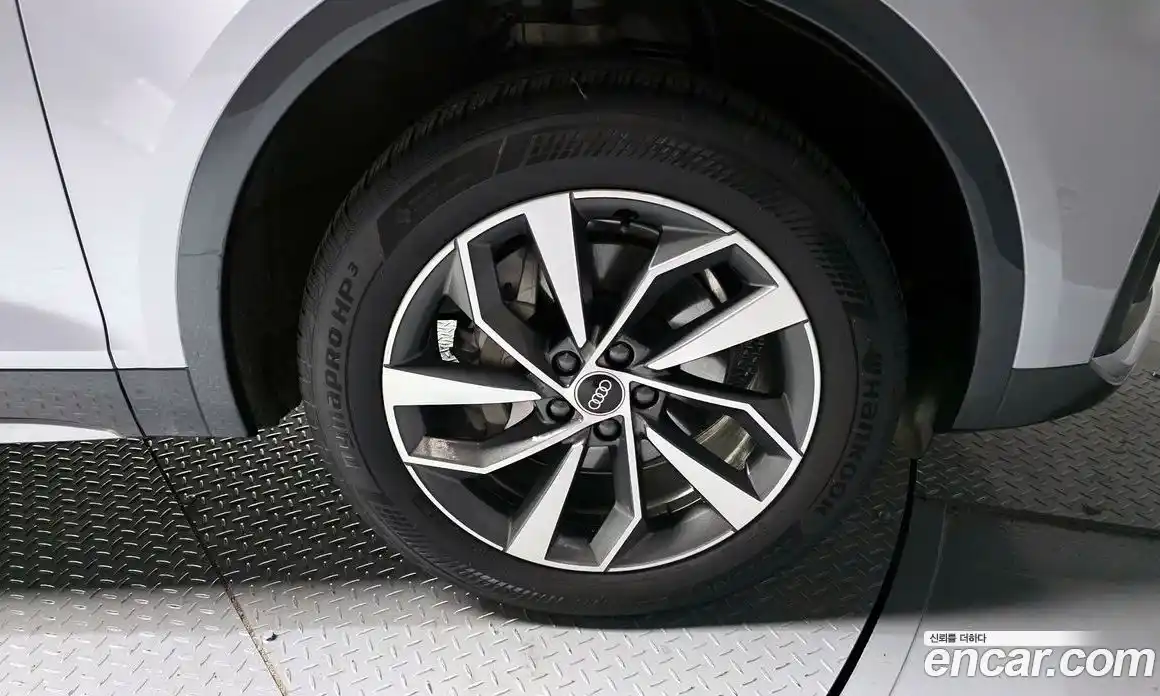 Audi Q5 2022 2.0 Автомат в Москве № 544465, фото 5