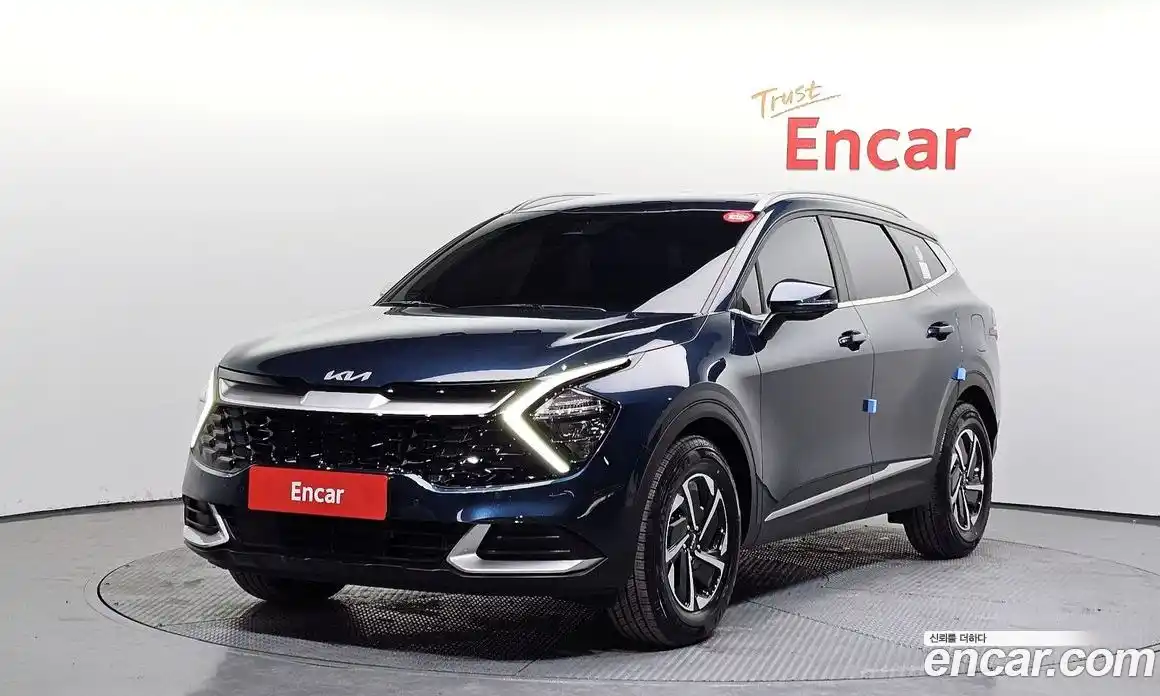 Kia Sportage 2023 1.6 Автомат в Москве № 54468, фото 1