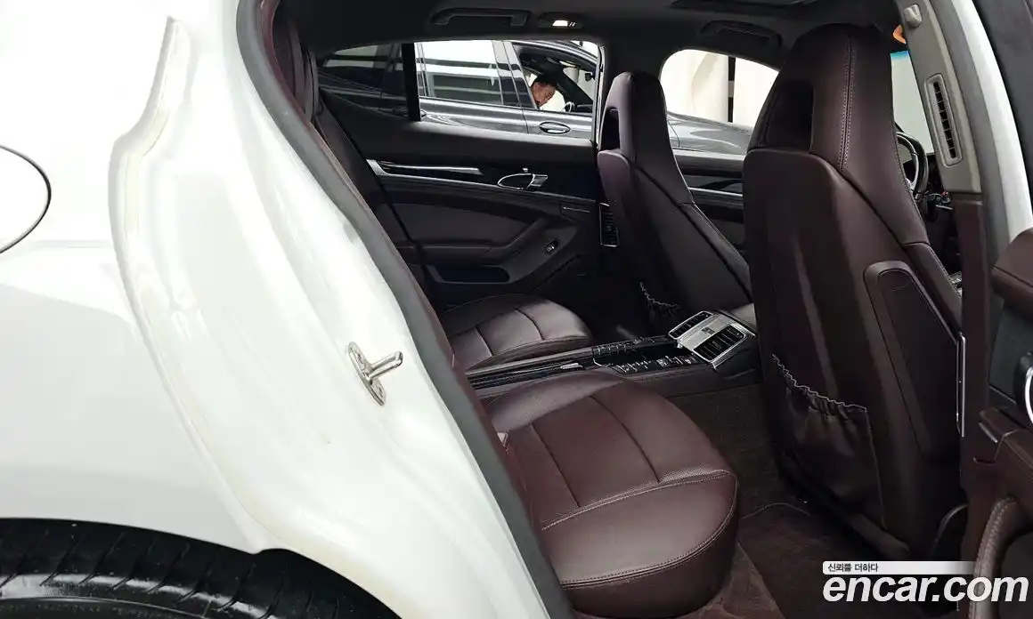 Porsche Panamera 2016 3.6 Автомат в Москве № 545863, фото 12