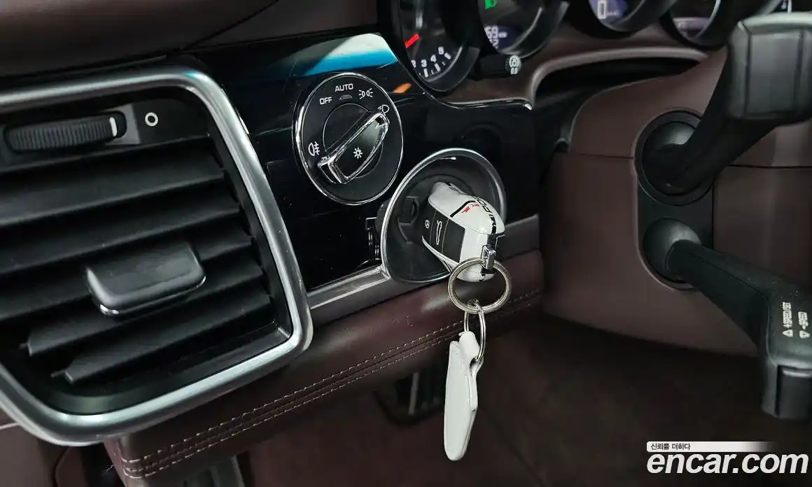 Porsche Panamera 2016 3.6 Автомат в Москве № 545863, фото 18