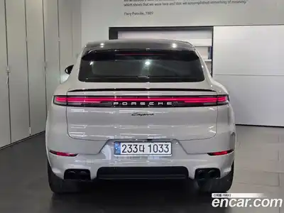 Porsche Cayenne 2024 3.0 Автомат в Москве № 545883, миниатюра 4