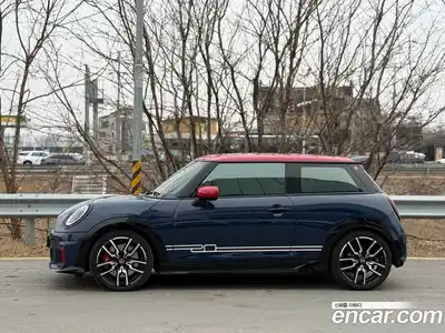 Mini Cooper 2025 2.0 Автомат в Москве № 546696, миниатюра 5