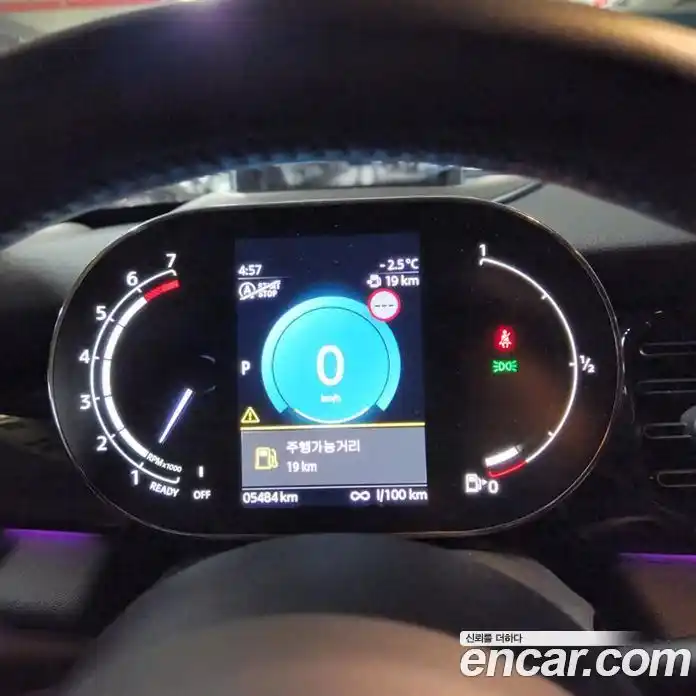 Mini Cooper 2024 1.5 Автомат в Москве № 546723, фото 13