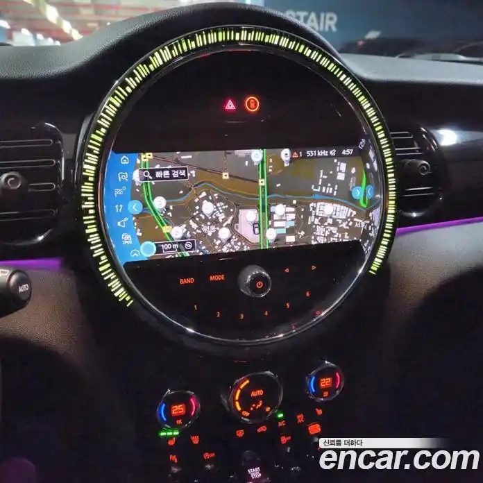 Mini Cooper 2024 1.5 Автомат в Москве № 546723, фото 16