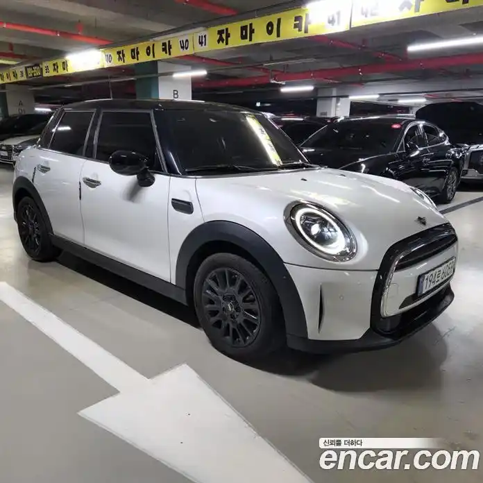 Mini Cooper 2024 1.5 Автомат в Москве № 546723, фото 6