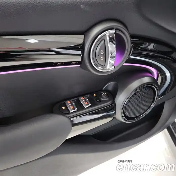 Mini Cooper 2024 1.5 Автомат в Москве № 546723, фото 10