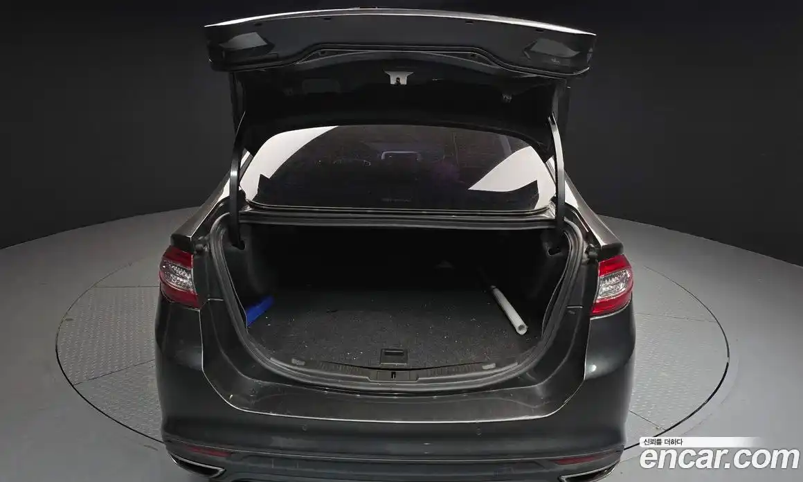 Ford Mondeo 2015 2.0 Автомат в Москве № 547093, фото 20