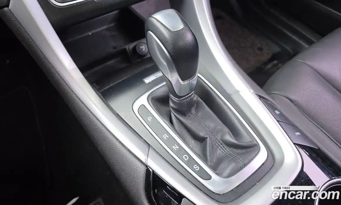 Ford Mondeo 2015 2.0 Автомат в Москве № 547093, фото 9