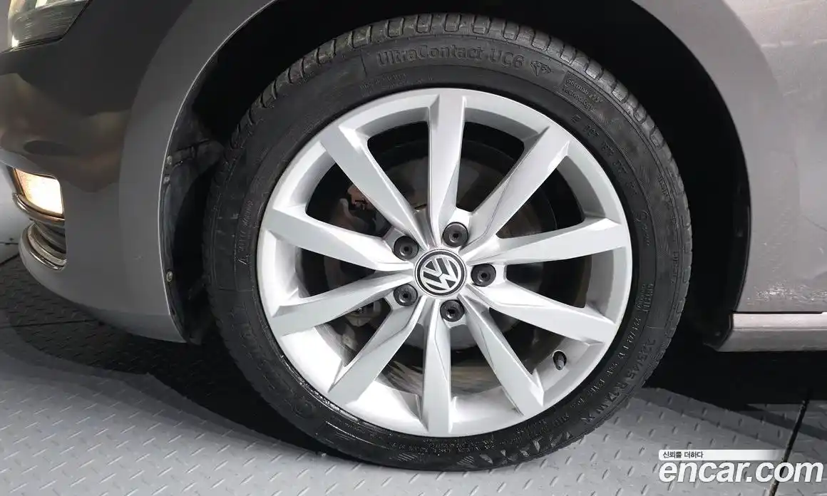 Volkswagen Golf 2016 2.0 Автомат в Москве № 547338, фото 6