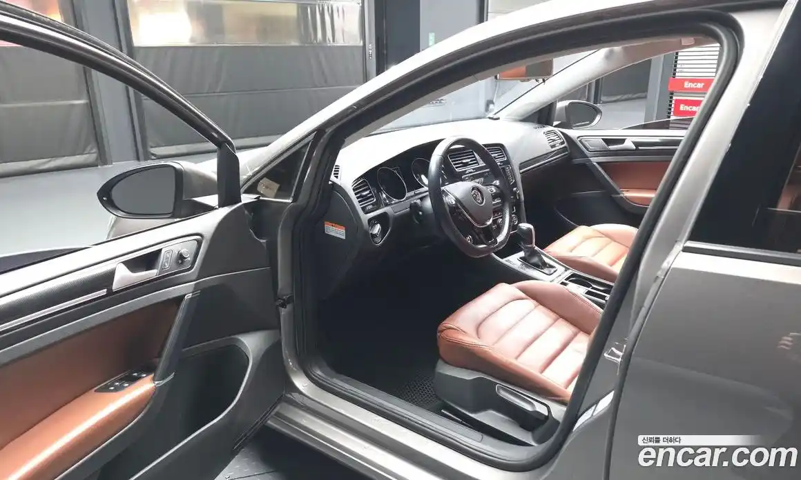 Volkswagen Golf 2016 2.0 Автомат в Москве № 547338, фото 10