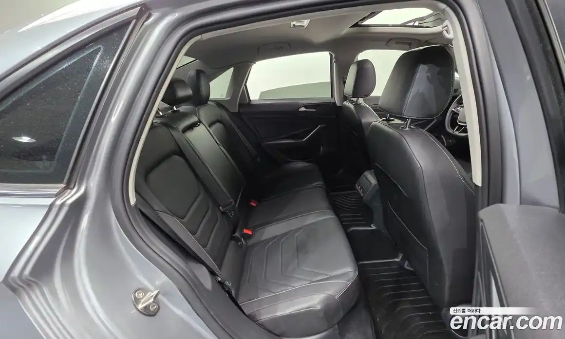 Volkswagen Jetta 2021 1.4 Автомат в Москве № 547364, фото 19