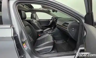 Volkswagen Jetta 2021 1.4 Автомат в Москве № 547364, миниатюра 10