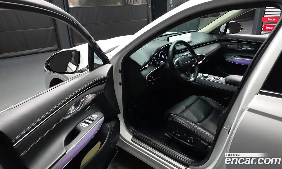 Genesis GV70 2022 0.1 Автомат в Москве № 79485, фото 13