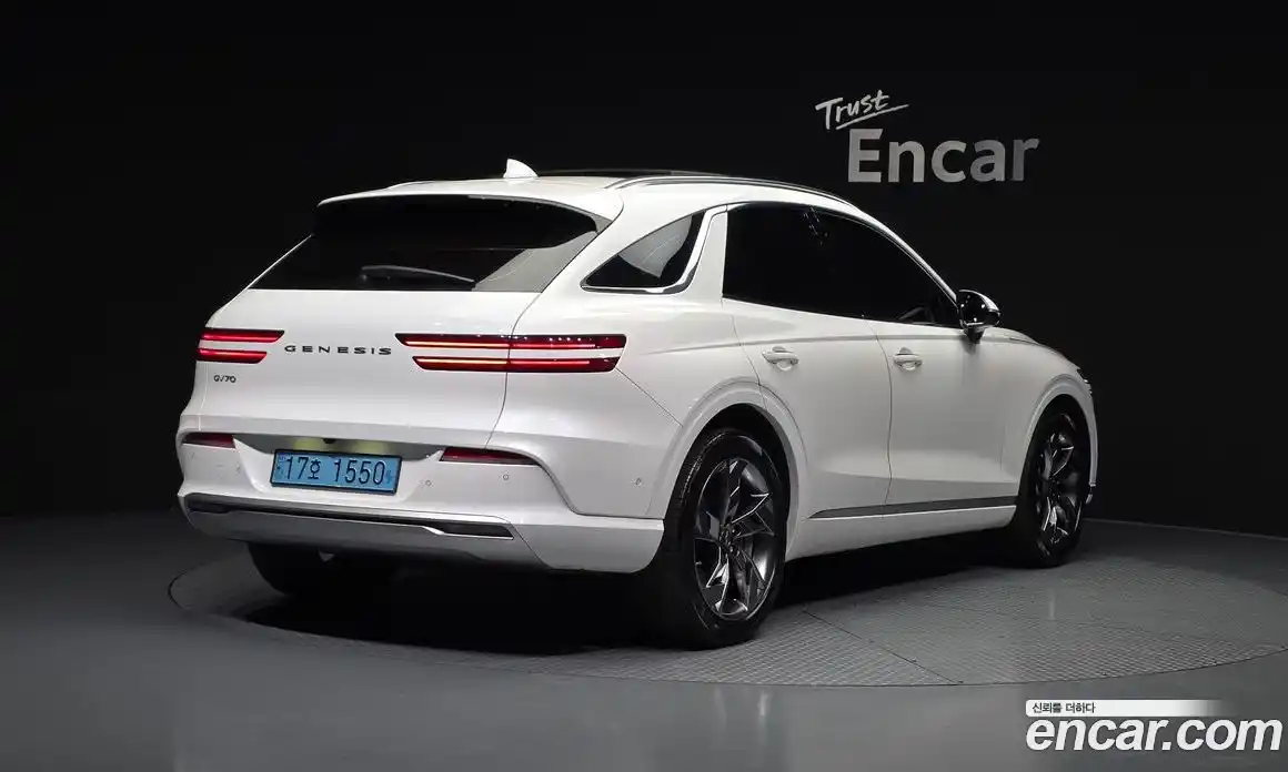 Genesis GV70 2022 0.1 Автомат в Москве № 79485, фото 4