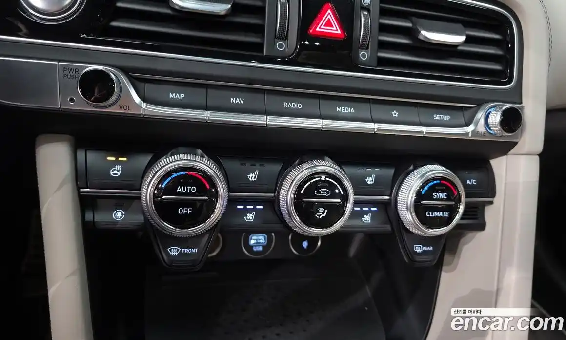 Genesis G70 2023 2.0 Автомат в Москве № 81388, фото 17