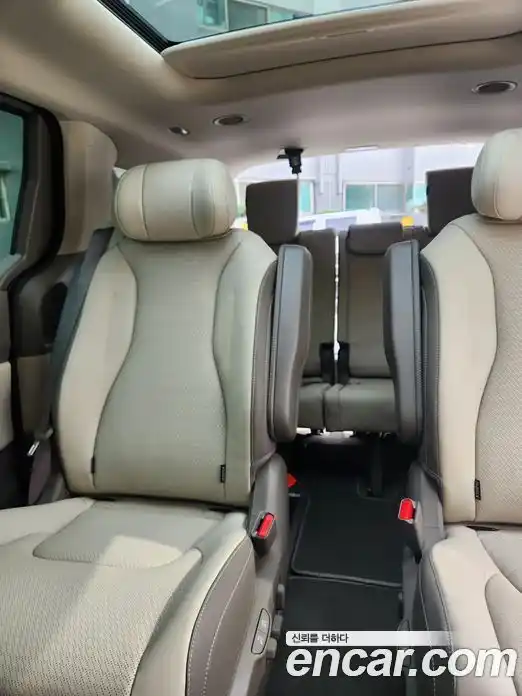 Kia Canival 2026 1.6 Автомат в Москве № 102188, фото 14