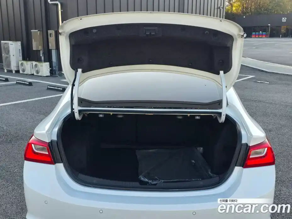 Chevrolet Malibu 2018 2.0 Автомат в Москве № 103521, фото 18