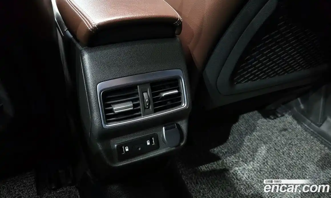 Renault QM6 2017 2.0 Автомат в Москве № 107351, фото 18