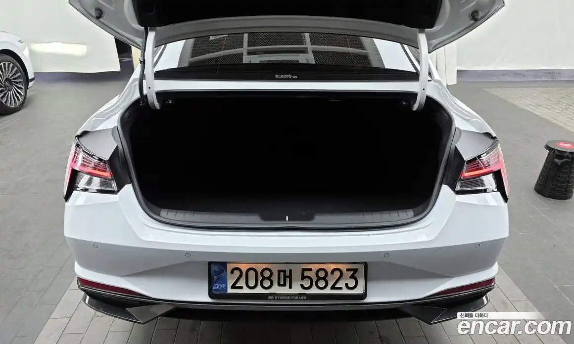 Hyundai Avante 2023 1.6 Автомат в Москве № 109233, фото 20