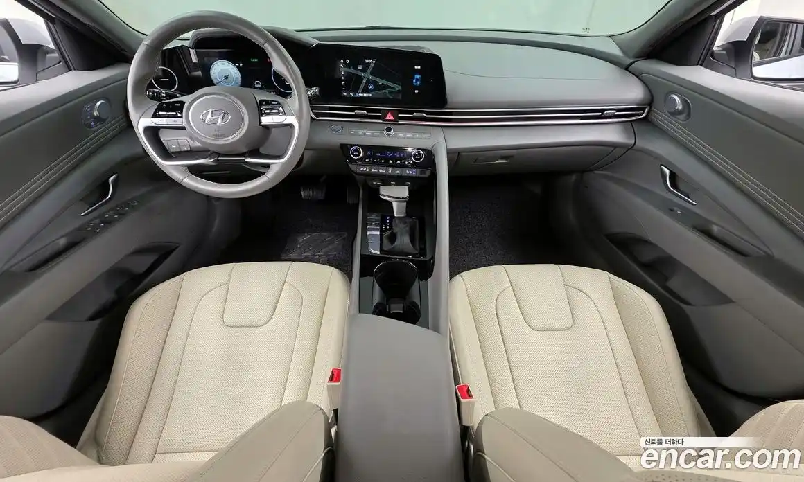 Hyundai Avante 2023 1.6 Автомат в Москве № 109233, фото 7