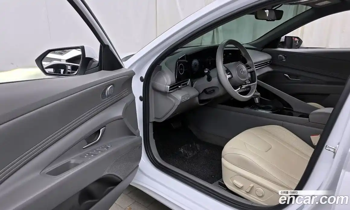 Hyundai Avante 2023 1.6 Автомат в Москве № 109233, фото 10