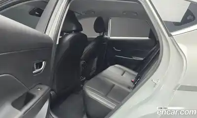 Hyundai Kona 2023 0.2 Автомат в Москве № 112044, миниатюра 4