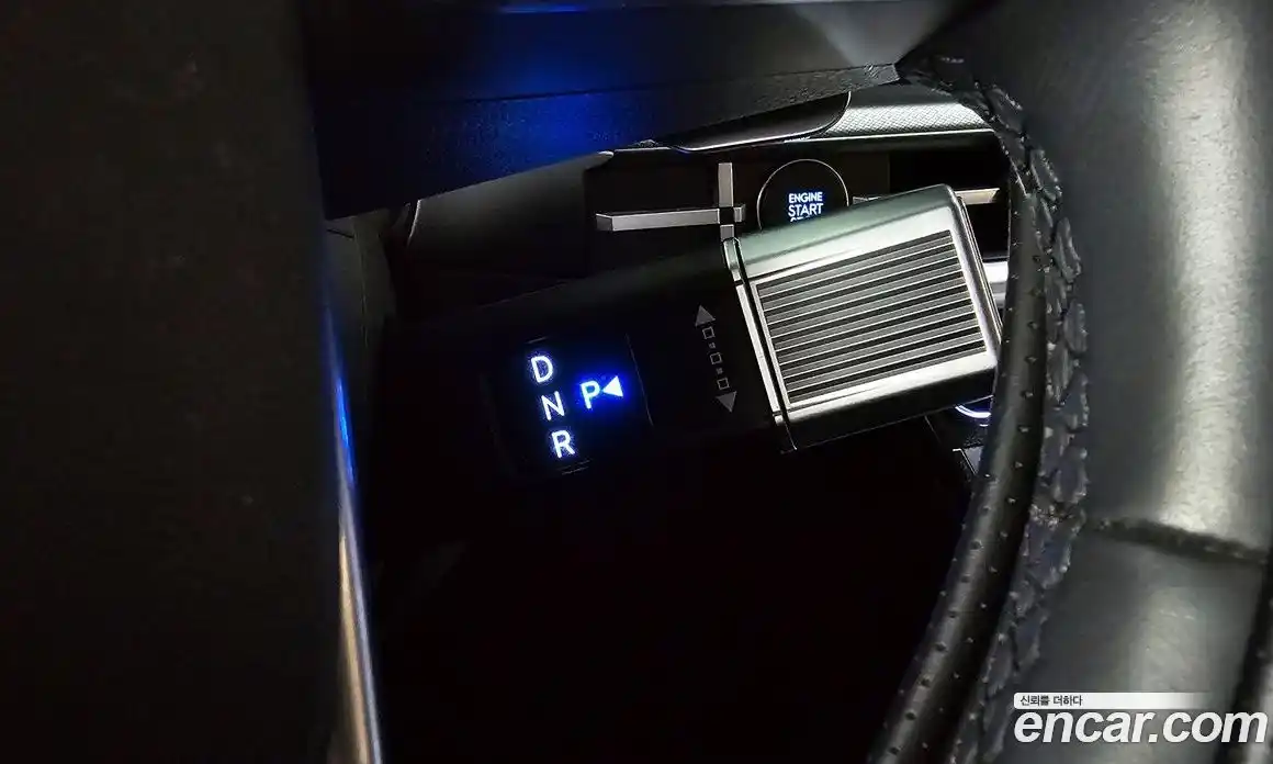 Hyundai Santa Fe 2024 2.5 Автомат в Москве № 112709, фото 9