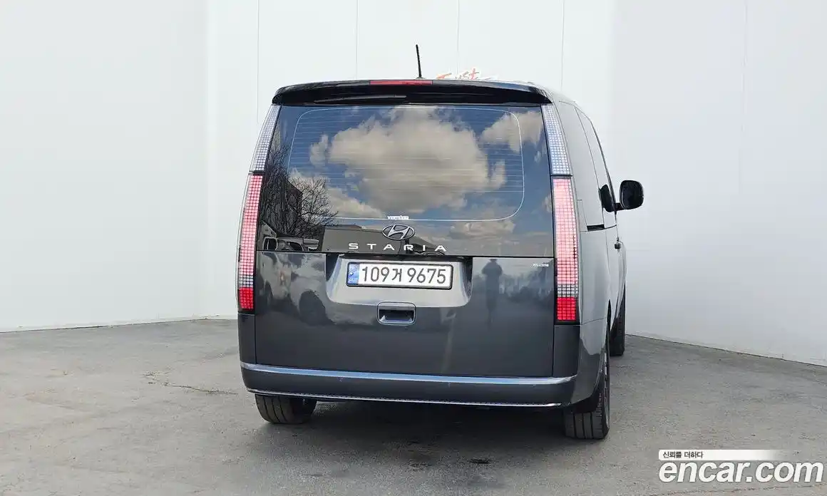 Hyundai Staria 2022 2.2 Автомат в Москве № 113325, фото 1