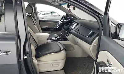Kia Canival 2019 2.2 Автомат в Москве № 113845, миниатюра 11