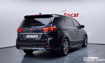 Kia Canival 2019 2.2 Автомат в Москве № 113845, миниатюра 2