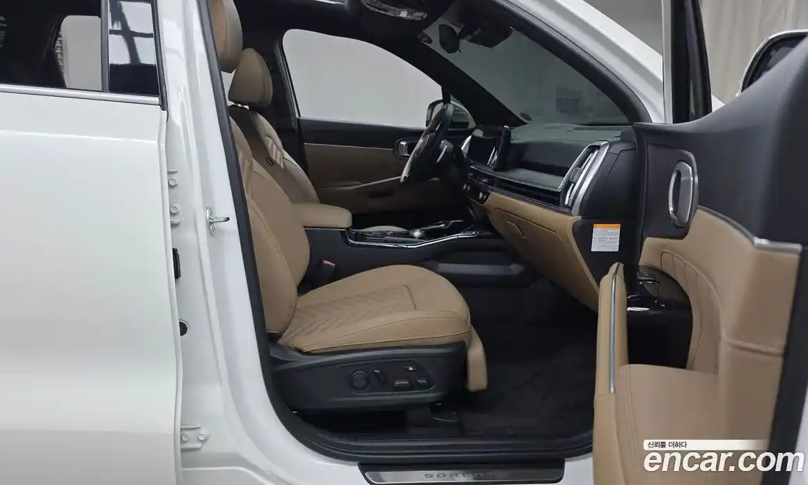 Kia Sorento 2024 1.6 Автомат в Москве № 114925, фото 4