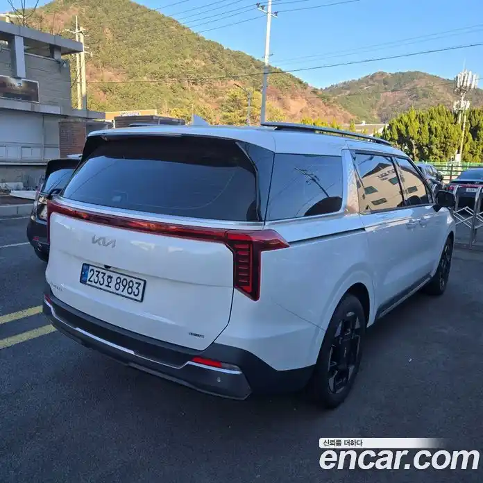 Kia Canival 2025 1.6 Автомат в Москве № 114955, фото 4