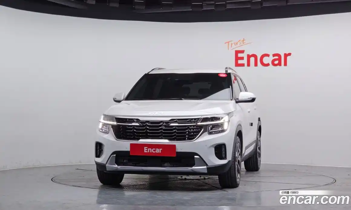 Kia Seltos 2025 1.6 Автомат в Москве № 114993, фото 3